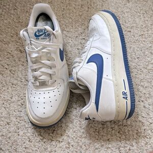 Nike Air Force 1
